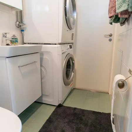 Spacious 68m2 With Fabulous Forest View And Aircon Apartment