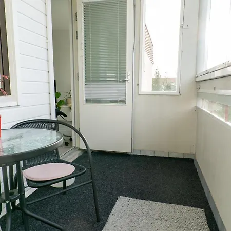 Spacious 68m2 With Fabulous Forest View And Aircon